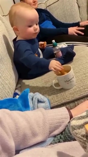 37K reactions · 3.1K shares |  Nadie se dio cuenta ☕  #drparto #drpartonews #humor #GenderReveal #BabyShower | Dr.Parto | Facebook