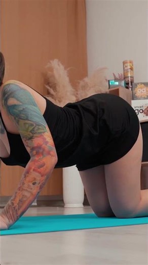 PAJAMA YOGA STRETCH WITH EVELINA | FULL BODY RELAX AT HOME