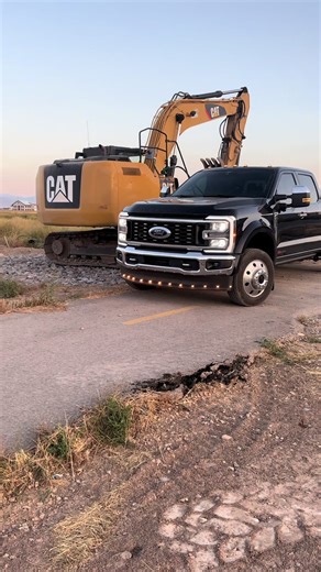 Excavation Insights: Benefits of Using Work Trucks