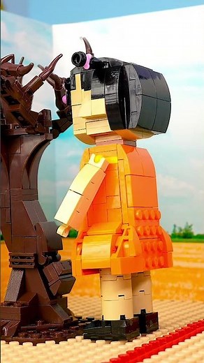 🔴🟢 Horror Squid Game Doll Plays Red Light Green Light… in LEGO?! 😱