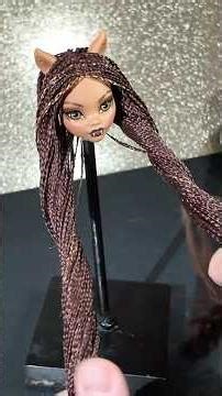 Giving Monster High House of Wolf Clawdeen Micro-braids (part 4) #doll #makeover #braids