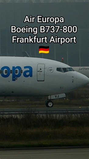 #aviation #avgeek #planespotting Air Europa #boeing B737 #airplane #takeoff #airport #aircraft