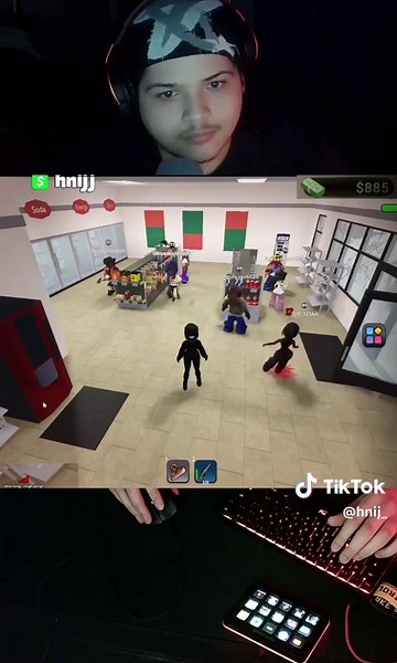 Why is there so much auto farming still?? #fyp #xyzbca #roblox #robloxfyp #blockspin