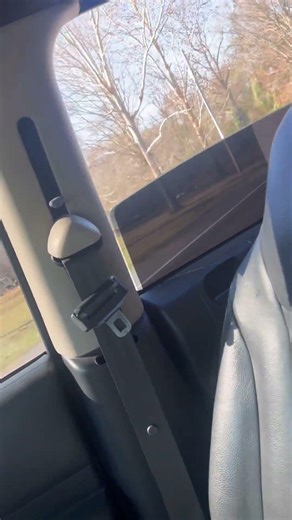 I fr missed the sound of this truck #exhuast #loudpipes #loudtruck #pipes #v8 #straighpipes #dodge