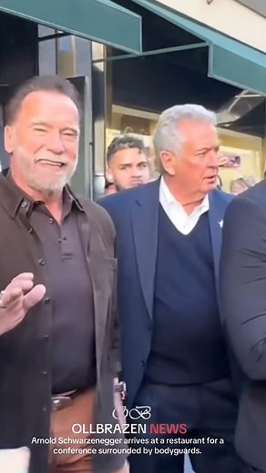 He’s The Terminator, the Governor, and forever a legend! 💪🔥 Arnold Schwarzenegger made a powerful entrance at a restaurant conference — fans went wild calling him a living icon! ❤️ From Hollywood to politics, his journey proves one thing: greatness never retires. What’s your favorite Arnold era — bodybuilder, actor, or Governor? 😎👇 #ArnoldSchwarzenegger #TheTerminator #HollywoodLegend #PowerMove #Icon #BodybuildingLegend #ActionStar #Motivation #NeverGiveUp #LegendForever | Hollywood Buzz