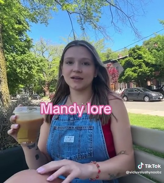 I could watch hours upon hours of of vlogs #mandys_iphone @Mandy | mandy