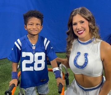 ‘The best feeling’: Video of deaf Colts fan signing with cheerleader goes viral