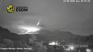 106K views · 292 reactions | WATCH: ERUPTION OF INDONESIA’S MOUNT MERAPI CCTV footage on Sunday, November 2, captured bright bursts of lava flowing from one of Indonesia’s most active volcanoes, Mount Merapi, as clouds of ash billowed into the sky. According to Indonesia’s Ministry of Energy and Mineral Resources, the volcanic activity lasted 111 seconds, with lava traveling approximately 1,200 meters down the slope. : Reuters | GMA Public Affairs | Facebook
