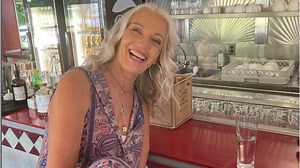 Best-Ager-Model aus Karlsruhe: Mit 60 wird sie Model und reist um die Welt