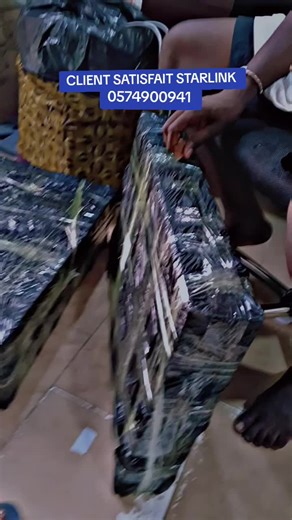 Déballage du Starlink – Découvrez la puissance dès l’ouverture 🚀📦 On ouvre la boîte… et tout est prêt pour vous connecter 🌍📡 Dans le carton, vous trouvez : ✔ L’antenne Starlink nouvelle génération ✔ Le routeur Wi-Fi performant ✔ Les câbles d’alimentation ✔ Le support de base ✔ Le guide d’installation rapide Installation simple, design moderne, matériel robuste. En quelques minutes, vous êtes prêt à profiter d’un Internet haut débit, même en zone isolée. Starlink, c’est la technologie satelli