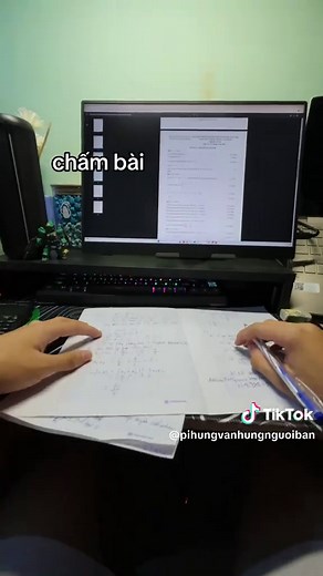 Thử sức với đề tuyển sinh 10 năm 2025 tại TP.HCM