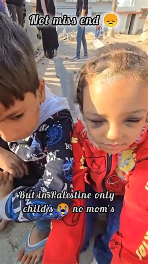 Our loveing moms and there child but in Palestine only child's 😭 no mom's