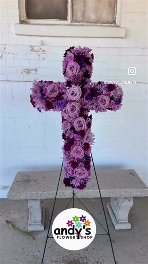 Honoring Lives with Custom Funeral Floral Tributes