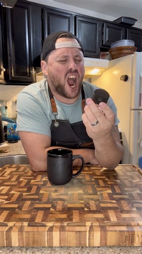 190K views · 8.9K reactions | It’s not getting any better is it? 藍 #blooper #bloopers #funny #contentcreator #lol | Ithinkicancook | Facebook