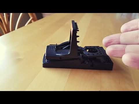 A demonstration of the PIC Simple Set Mouse Trap.