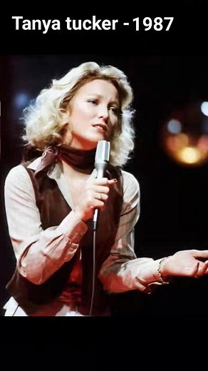 Love me like you used to 🎶🎤 By tanya tucker (1987) #TanyaTucker #classiccountry #80smusic #flashback #pictures | Kuks yeps