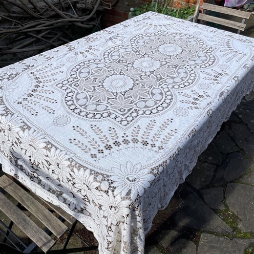 Vintage Lace Tablecloth Table Covering Beige Tea Party Nottingham Lace Damaged - Etsy