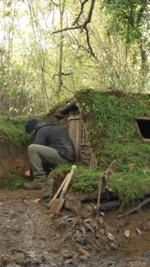 जंगल के जनवार से बचने के लिए बनाया घर 🤯#shorts #short #forest