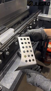 Seamless bending bending machine. Whatsapp: 8613222111178 Email: info@ntjugao.com Official website: www.jugaocnc.com #JUGAOCNCMACHINE #AMADA #madeinamerica #fabrication #metalworking #sheetmetal #sheetmetalfabrication #manufacturing #industryequipment #bending #pressbrake #pressbrakes #brakepress #amadapressbrake #Intelligentwelding #Freetrialteachingrobot #Industrialautomation #Efficientproduction | JUGAO Machine