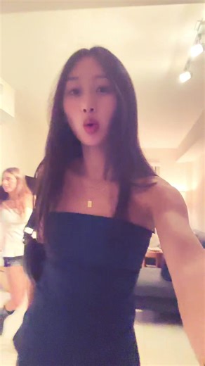 esther (@est.her.g)’s videos with sonido original - Chase^᪲᪲