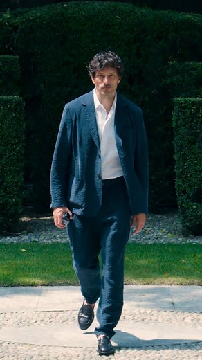 In the Palazzo Orsini, @andresvelencoso experiences the sensorial delight of IRIS BLEU, the new Armani/Privé Haute Couture fragrance evoking the Mediterranean scents. #Armanibeauty #ArmaniPrive #HauteCoutureFragrances #AndrésVelencosoSegura #IrisBleu #Fragrance | Armani beauty