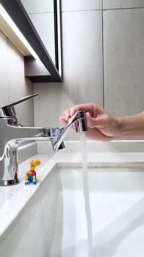 ✨ Upgrade Your Sink in Seconds! The 360° Rotatable Faucet Aerator –...