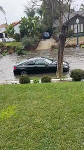 Areas all around Long Beach, including parts of Cal Heights seen here, experienced flash flooding Monday as heavy rains hammered the Southland. “I walked my dog around the block minutes before this and the sidewalk was clear,” said the recorder of these videos, who asked to remain anonymous. Other videos circulating on social media show sections of the 710 Freeway near Downtown Long Beach flooded across all lanes, making it impassable for some cars. According to the National Oceanic and Atmosphe