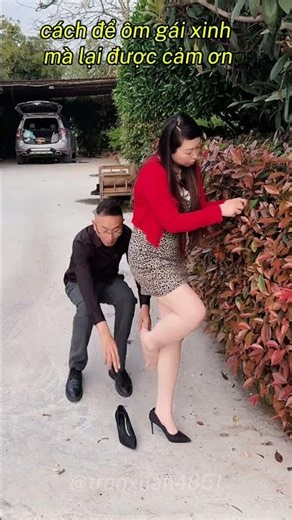 How to hug a pretty girl and get thanked for it