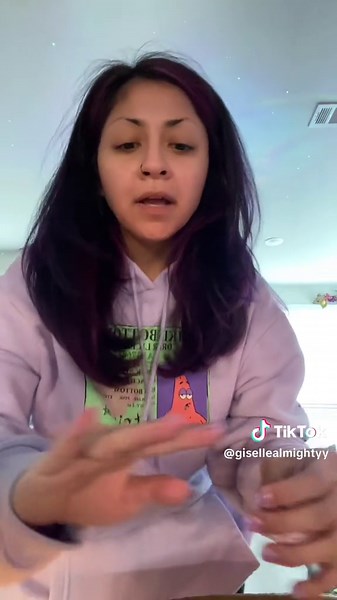 #stitch with @paigelayle i can bend my index and pinky finger all the way back! only on my left hand tho #gisellealmightyy #fypシ