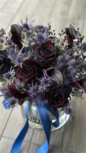 Cubism Floral Design on Instagram: "I love you from the heart of the darkest, longest night to forever✨ Happy Yalda’s Night."