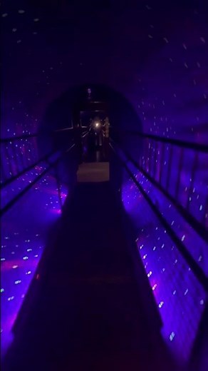 ￼ Walking through a spinning tunnel, getting dizzy #Dizzy#spinning#illusion