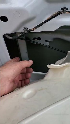 Installing a doorhandle cable fail