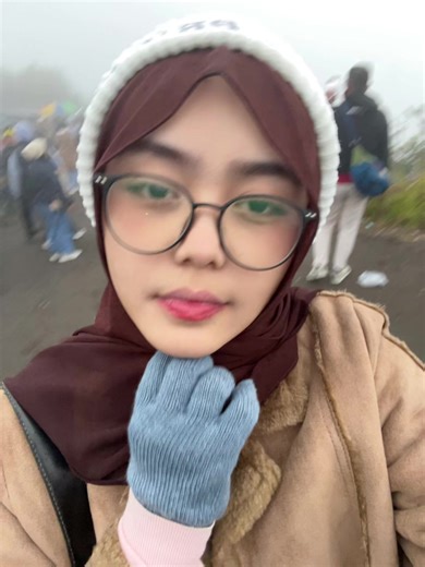 bromo hujan huhu