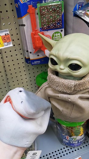 Grogu Meets the Shark Puppet Skit