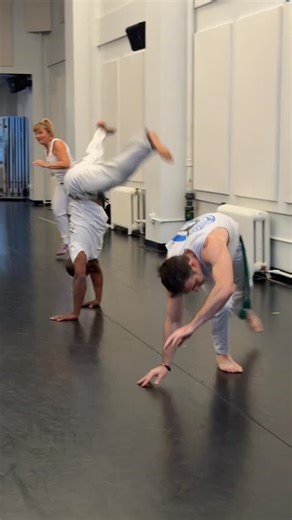 Mestre Chuvisco on Instagram: "We have a Capoeira class every Monday, Wednesday and Saturday Check out our schedule and join US. Capoeira class every Monday & Wednesday (6:30pm to 7:30pm) @ Paul Taylor Dance East (551 Grand St. LES) and Saturday 3:00pm to 4:30pm@ Paul Taylor Dance West (307 W. 38 Street, 9th fl) New York City 🌃 Follow 👉🏽 @mestrechuviscocl @capoeiraluandanyc #mestrechuvisco #capoeira #paultaylordance #capoeiraminhavida #capoeiranyc #capoeirapratodos #capoeiraluanda #minhavida 