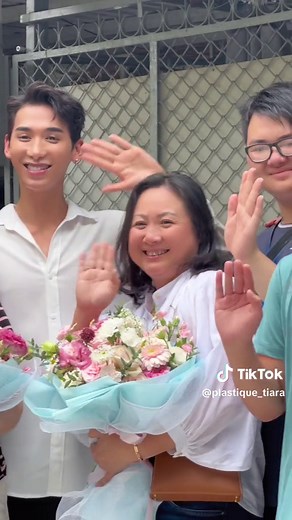 Về nhà thôi 🫶 #plastiquetiara #xuhuong | plastic tiara