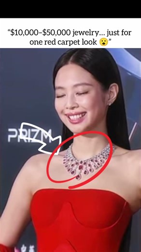Luxury suits her 😮‍💨💎Jennie with $10,000+ jewelry #fyp #jennie #shorts #ytshorts