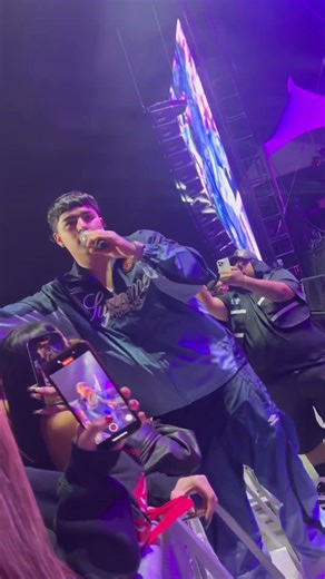 Línea personal in the Orange show san Bernardino ca. Fuerza regida/do not fall in love fest !