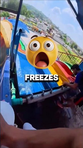 Creepy Woman in the Restroom Mirror ‼️😱👻 | Scary Short Horror Story