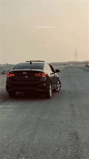 ⚜️𝐕𝐈𝐏 𝐌𝐎𝐃𝐄𝐋𝐒⚜️ on Instagram: "V E R N A 👀🖤"