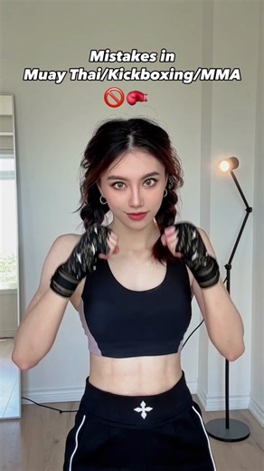 Common Beginner Mistakes in Muay Thai and Boxing Hooks