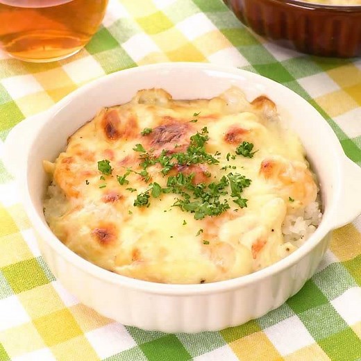 ホワイトソースも簡単に手作り！ えびドリアのレシピ動画・作り方 | デリッシュキッチン