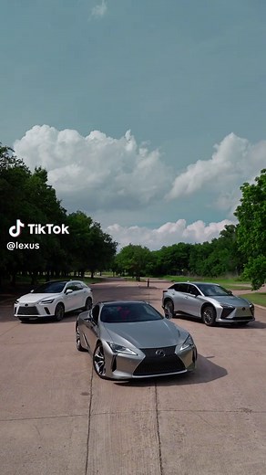 Discover the Electrifying Lexus LC 500 Features