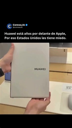 IA | Tecnología | Futuro on Instagram: "😨💻 Esto no es un tablet. Es una amenaza directa. No es solo una pantalla táctil. No es solo un portátil ligero. No es un “intento” híbrido. Este dispositivo de Huawei funciona como tablet y como computador, con un teclado magnético que se acopla y se retira en segundos, sin perder potencia, fluidez ni experiencia de uso. Aquí no hay transición. Hay continuidad. Mientras algunos siguen separando ecosistemas, otros ya los están fusionando. No se trata de c
