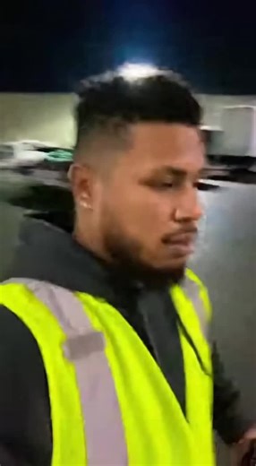 OSHA 10 vs OSHA 30: cuál te conviene según tu trabajo Descripción: Esta es la pregunta #1. OSHA 10 suele ser para trabajadores y entry-level; OSHA 30 muchas veces la piden para supervisión, capataz o roles con más responsabilidad. Si me dices en qué área trabajas (construcción, solar, warehouse, industrial), te recomiendo cuál escoger para que no gastes dinero en el equivocado. Hashtags: #OSHA10vs30 #Certificacion #Seguridad #ConstruccionLatina