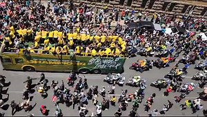 2.3K views · 42 reactions | 'Bok' fever hits Pretoria Thousands of fans took to the streets in Pretoria to welcome the victorious Springbok rugby team. | Rustenburg Herald | Facebook