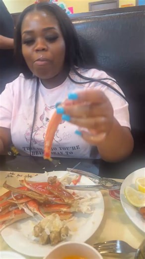 Buffet city 😝 love em down 🩷 | Mercedes Cherry