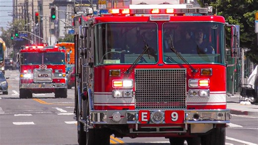 LAFD Engine 9 & Engine 209 Responding