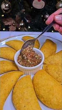 Colombian Empanadas (made with pure corn)🌽 Authentic Valle del Cauca empanadas