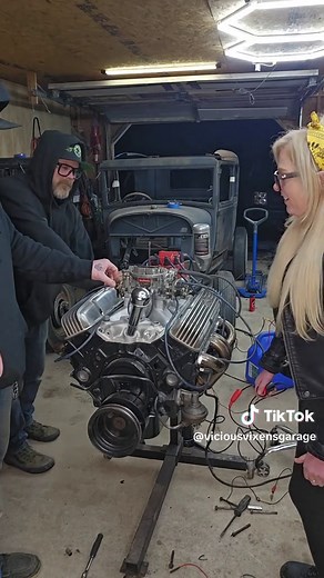 ⚙️Building my first hotrod!⚙️ -They see me Rollin'...like its 1929! - ⛽️🔧😎🚗🚦🖤🔧⛽️🔧🖤🚦🚗😎🔧⛽️ For those who are just joining my story, I started with a 1928 Model A Truck. I am utilizing some of those parts for this 29' Tudor Sedan Hotrod, and using the remainder of the parts on a different project in the future. This is my first ever build, and I'm learning as I go! Shout out to my husband Terry for patiently answering so many questions and guiding me through this project! ❤️😘 I will be